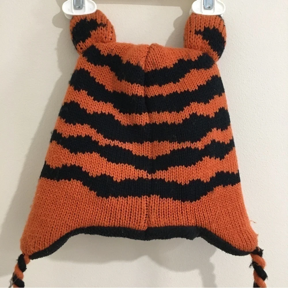 Carter's toddler girls cat shape winter hat